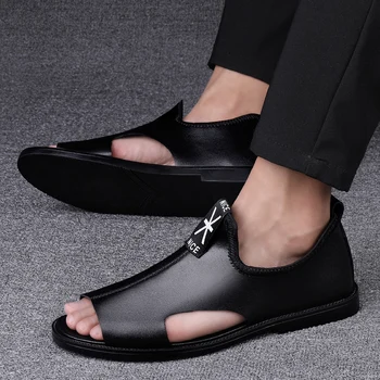 2023 Совершенно новые летние мужские сандалии Досуг Пляж Мужская обувь Высококачественные сандалии Модные мужские сандалии